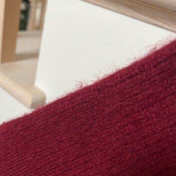 Everlane E1 Cashmere Ribbed Knit Mockneck Sweater Burgundy Size S - Picture 4 of 12
